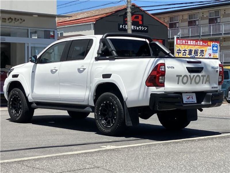 HILUX
