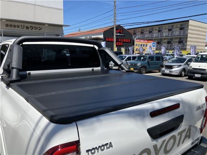 HILUX