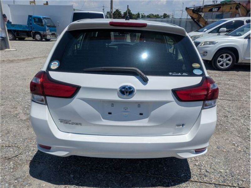COROLLA FIELDER