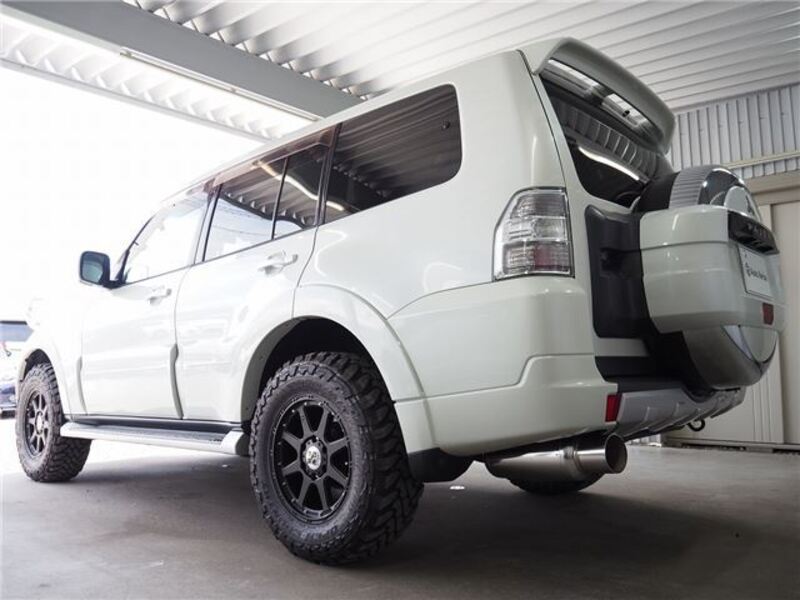 PAJERO