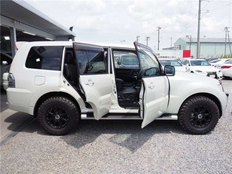 PAJERO