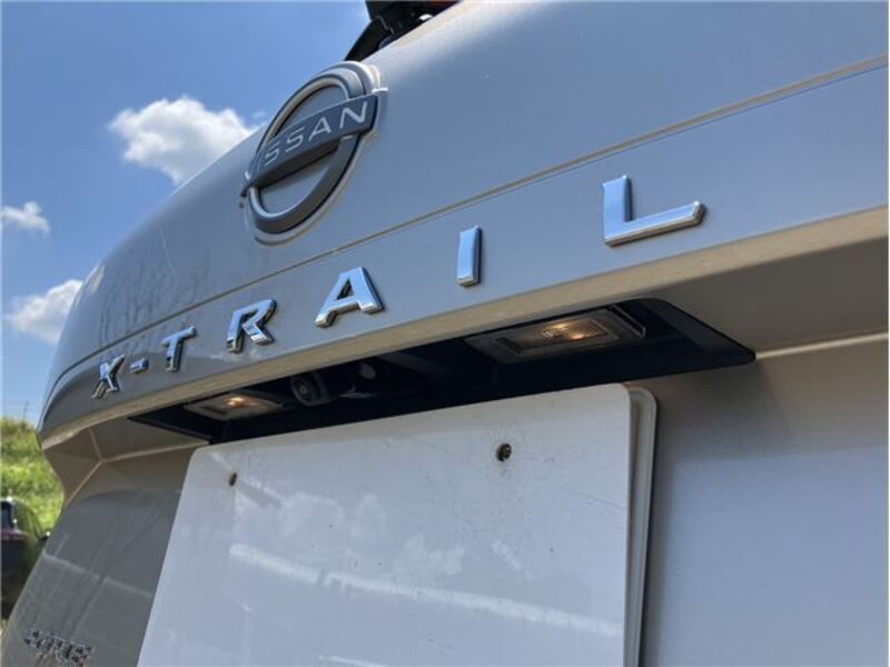 X-TRAIL