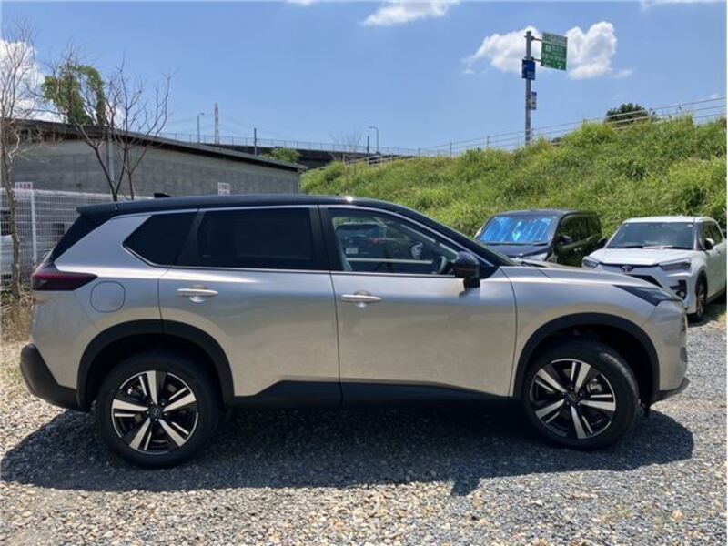 X-TRAIL