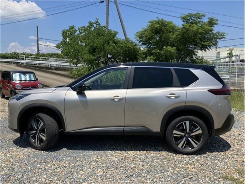 X-TRAIL