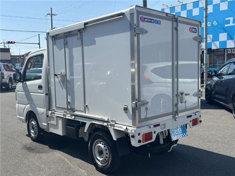 CLIPPER TRUCK