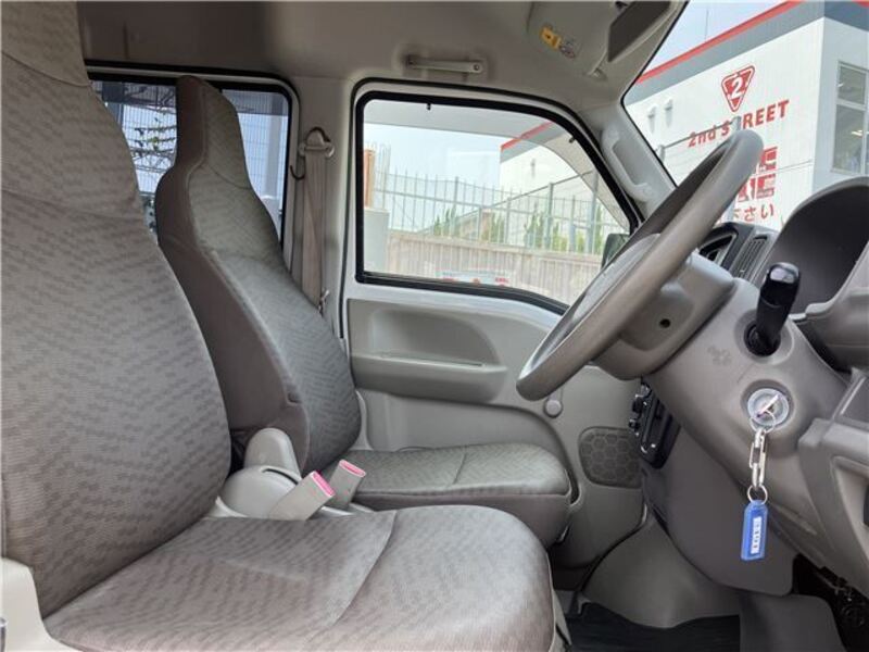 MINICAB VAN