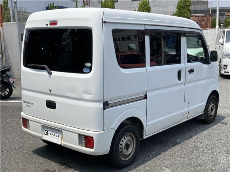 MINICAB VAN