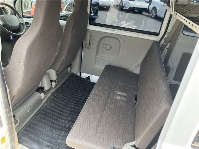 MINICAB VAN