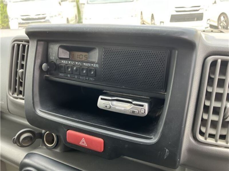 MINICAB VAN