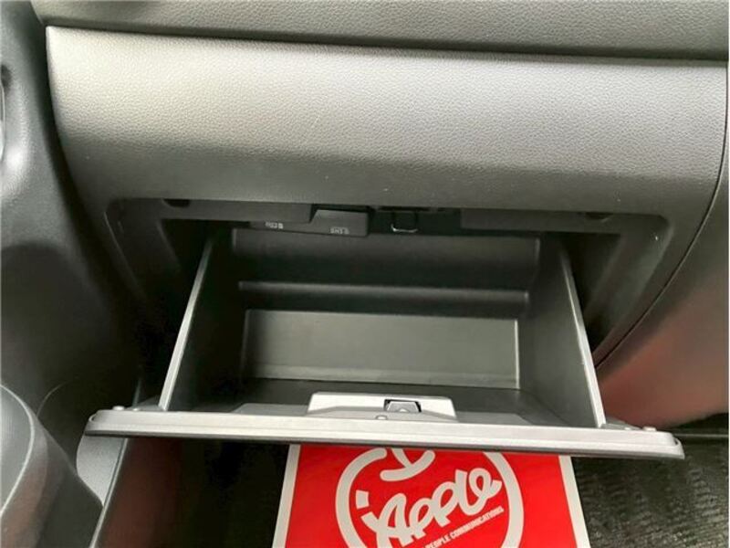 CARAVAN VAN