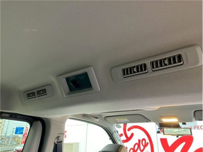 CARAVAN VAN
