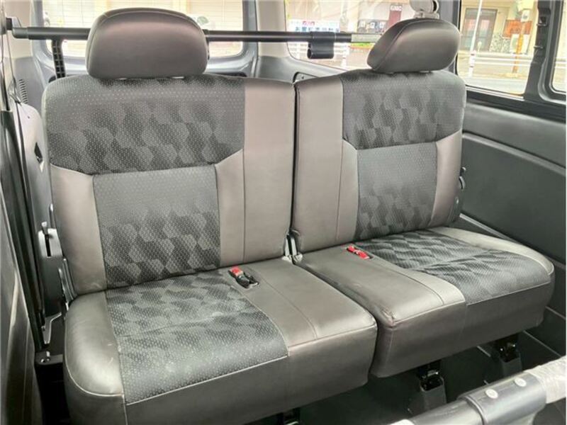 CARAVAN VAN