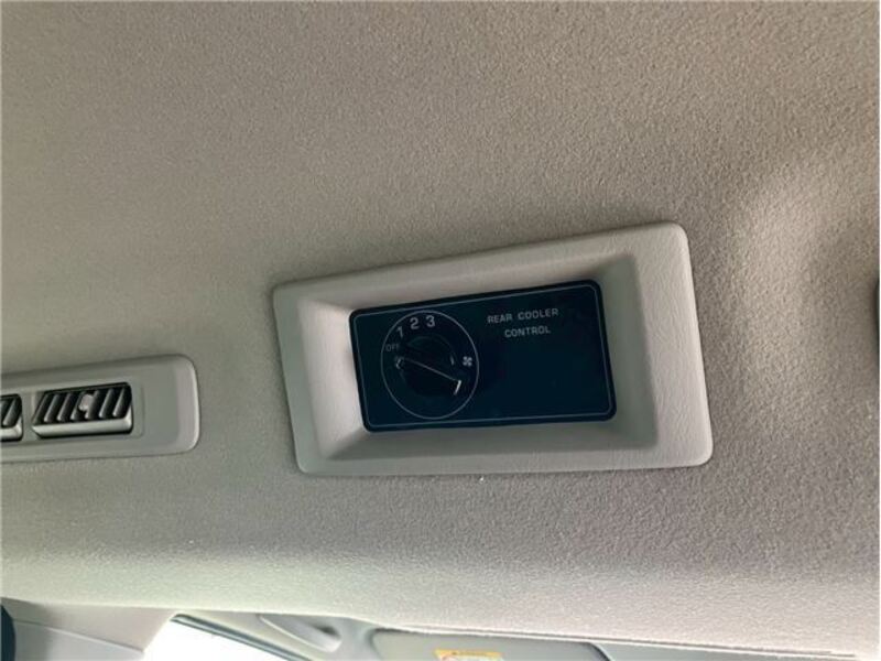 CARAVAN VAN