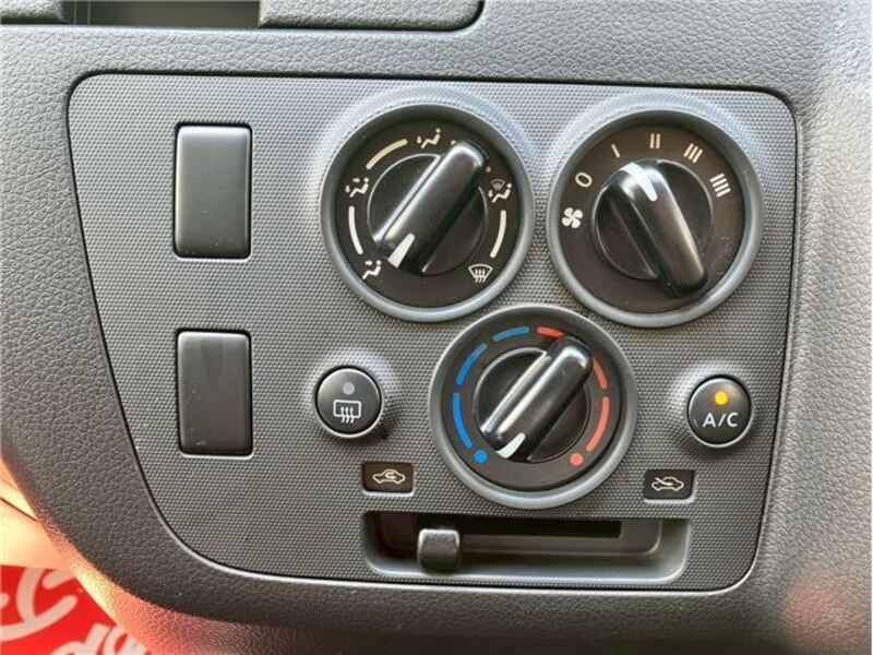 CARAVAN VAN