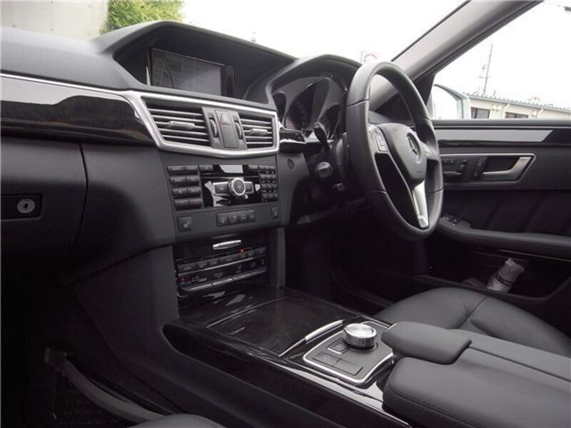 E-CLASS