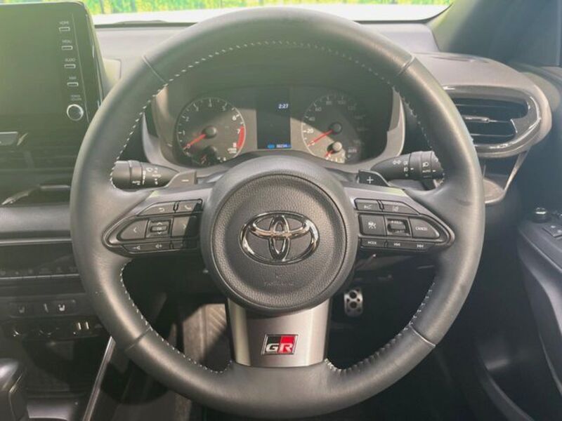 GR YARIS