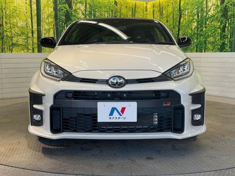 GR YARIS