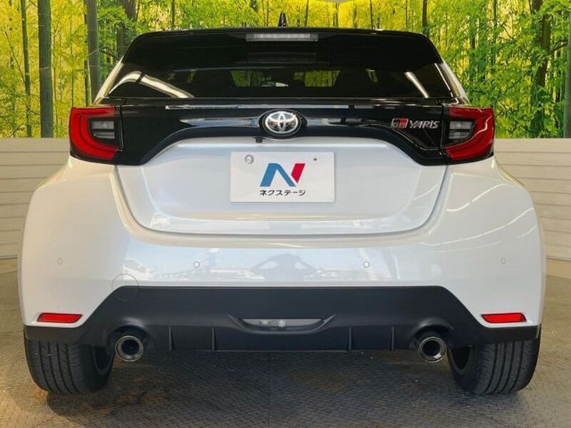 GR YARIS