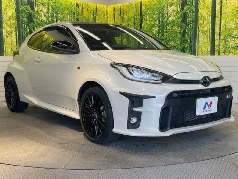 GR YARIS