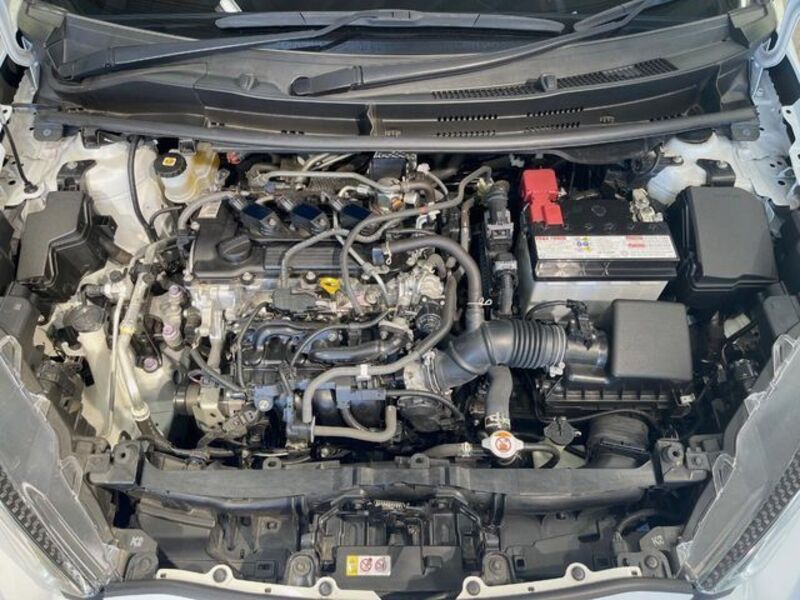 GR YARIS
