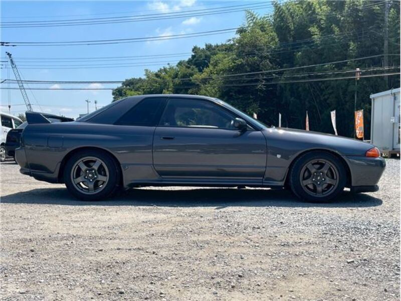 SKYLINE