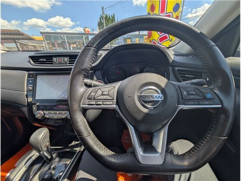 X-TRAIL