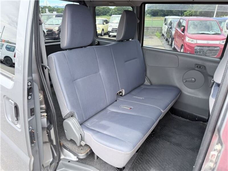 MINICAB VAN