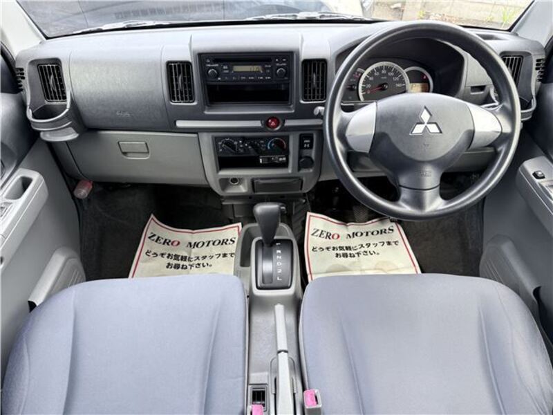 MINICAB VAN