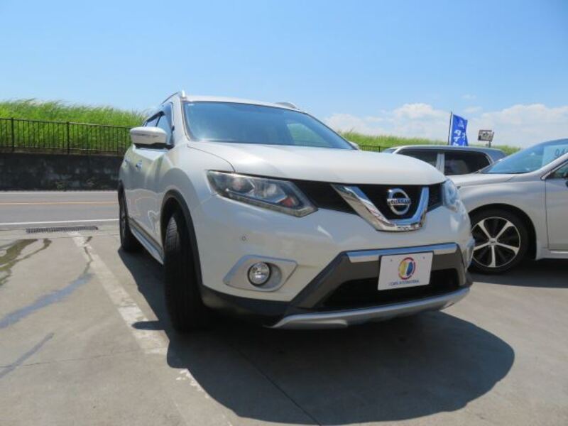 X-TRAIL