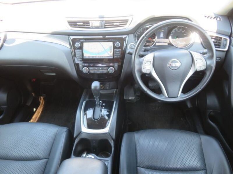 X-TRAIL