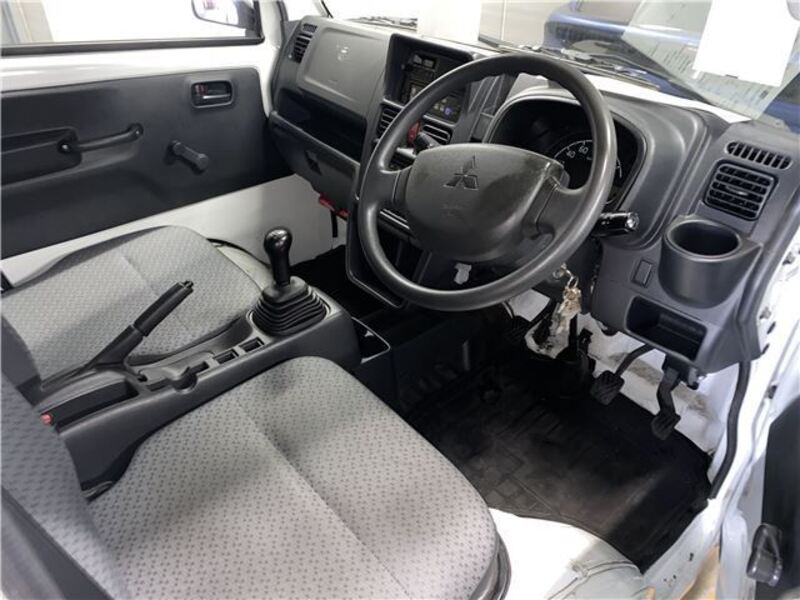 MINICAB TRUCK