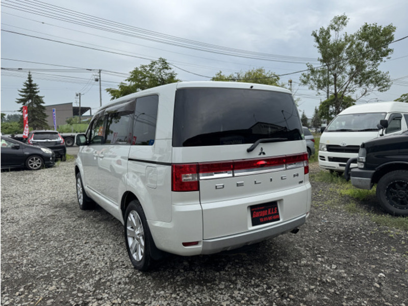 DELICA D5