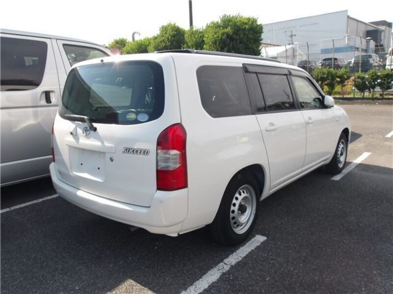 SUCCEED VAN