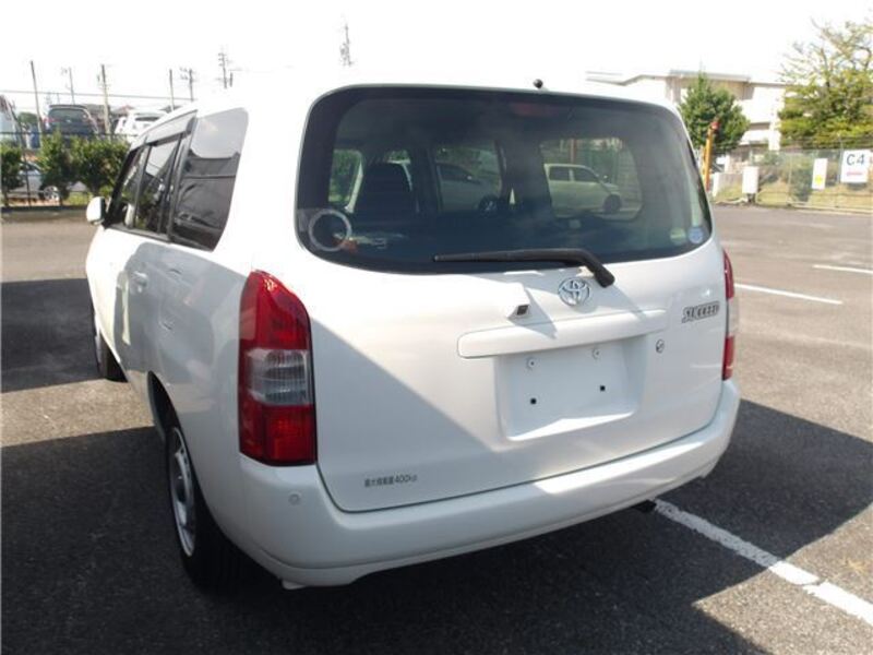 SUCCEED VAN