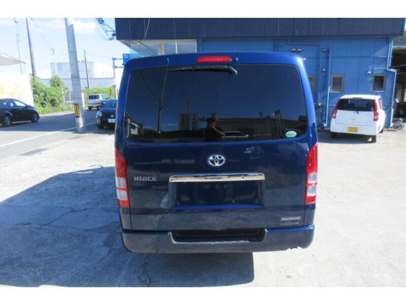 HIACE