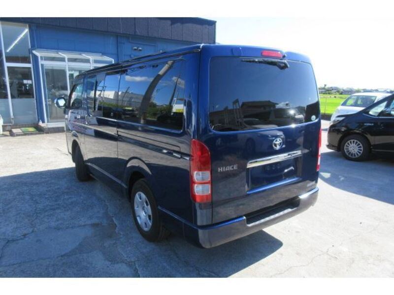 HIACE