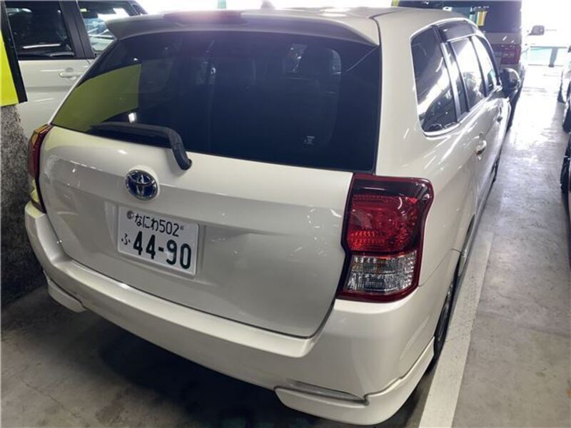 COROLLA FIELDER