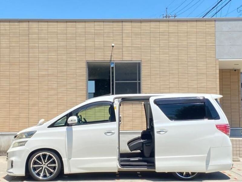 VELLFIRE