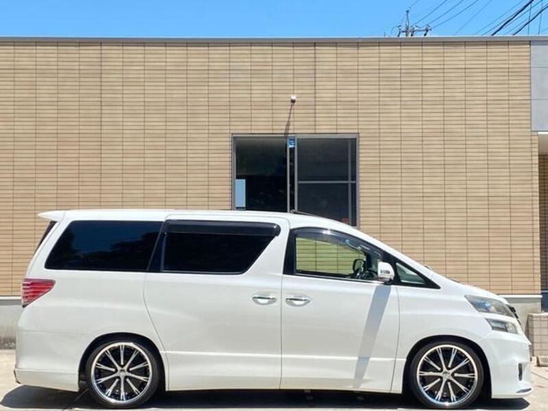 VELLFIRE