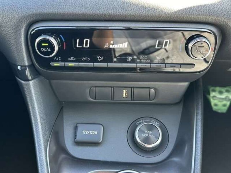 GR YARIS