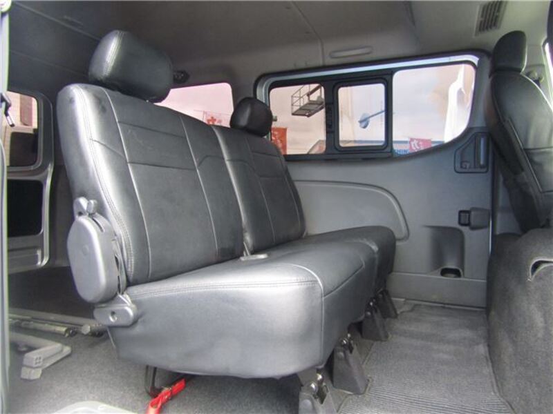 NV350 CARAVAN