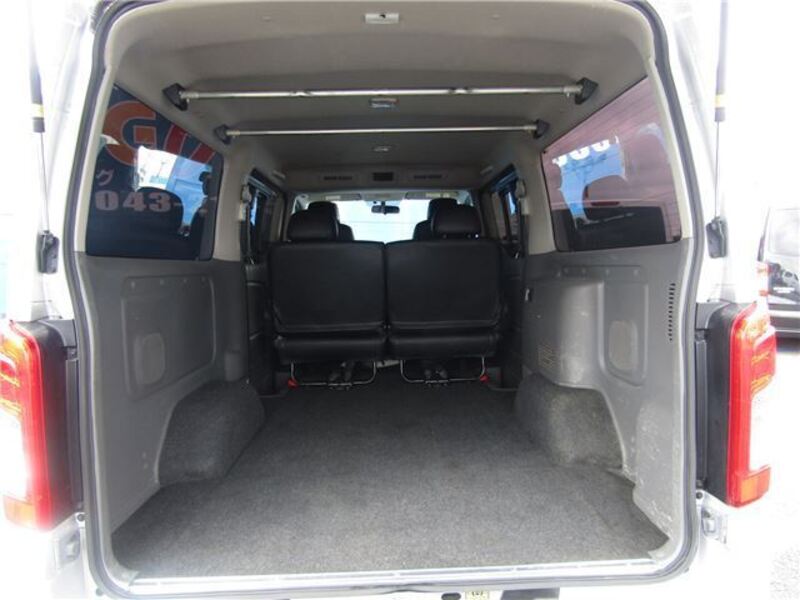 NV350 CARAVAN