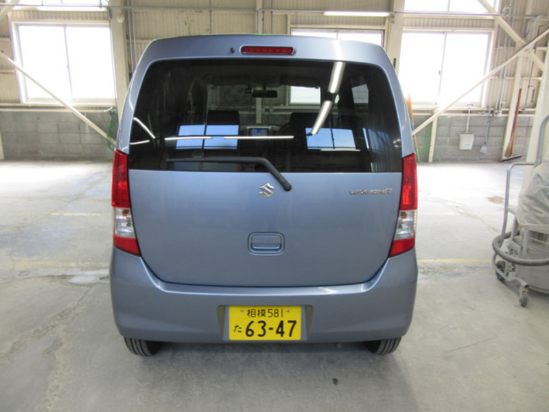 WAGON R