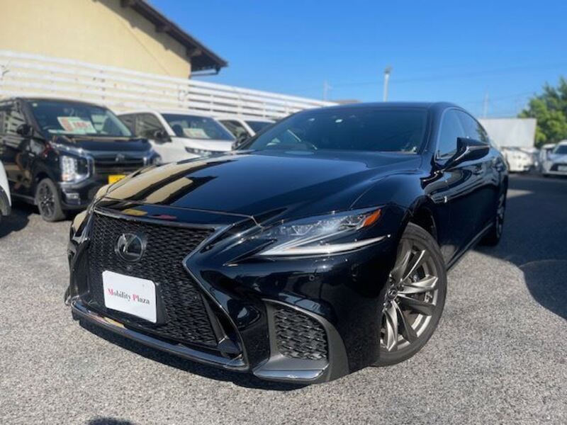 LEXUS LS