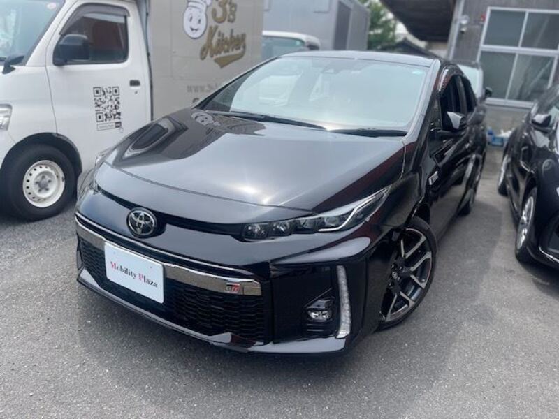 TOYOTA PRIUS PHV