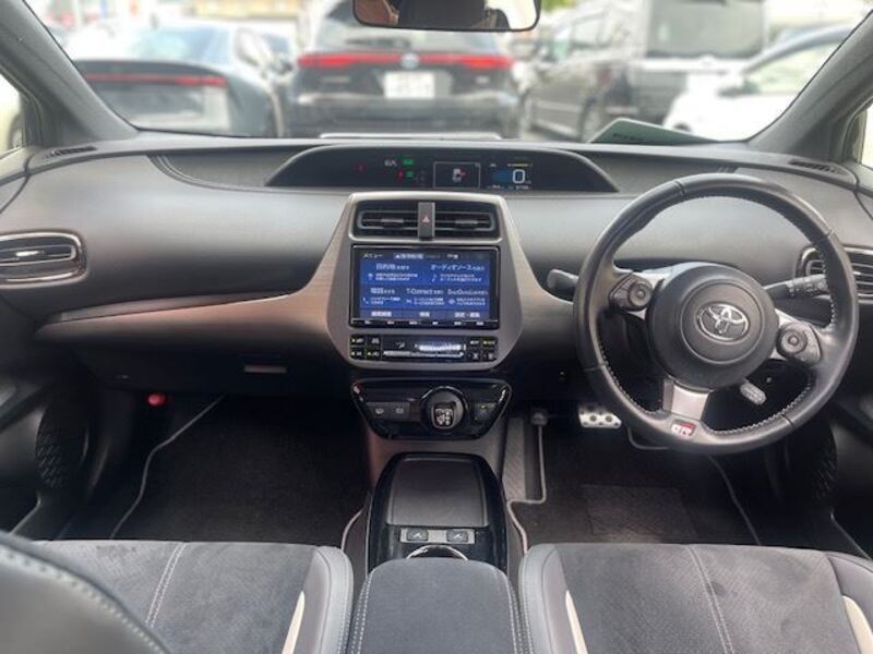 PRIUS PHV