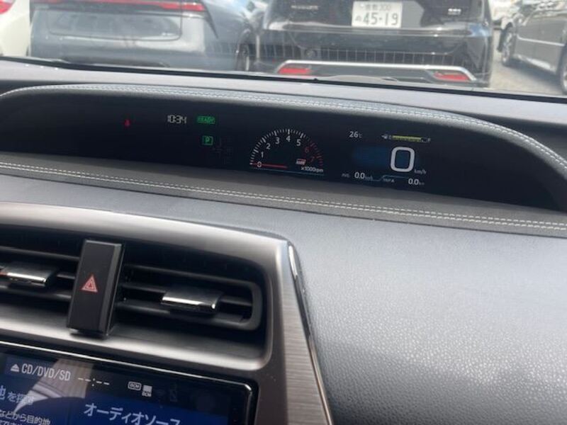 PRIUS PHV