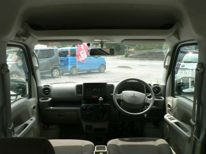 MINICAB VAN