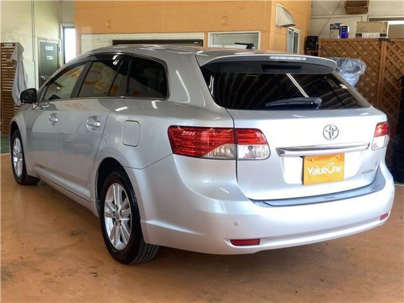 AVENSIS WAGON