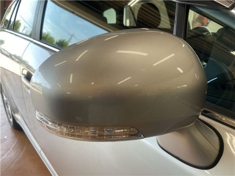 AVENSIS WAGON